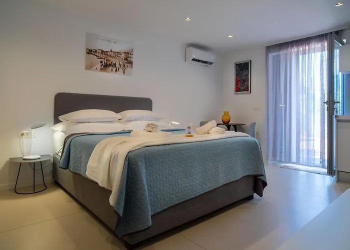 Makarska City Center Apartments